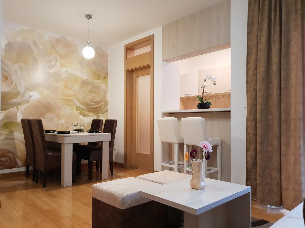 Apartman Kej Free Parking Kraljevo Exterior foto