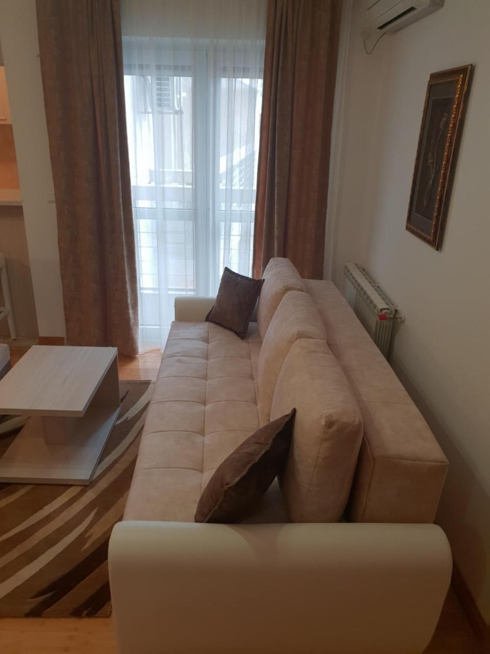 Apartman Kej Free Parking Kraljevo Exterior foto